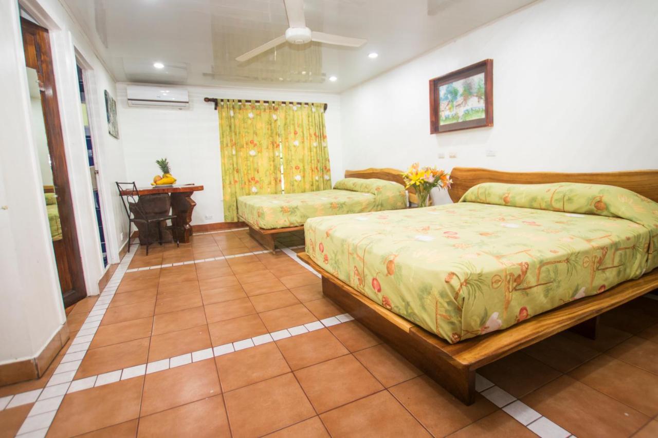 Oceanfront Hotel Verde Mar Direct Access To The Beach 마누엘안토니오 외부 사진