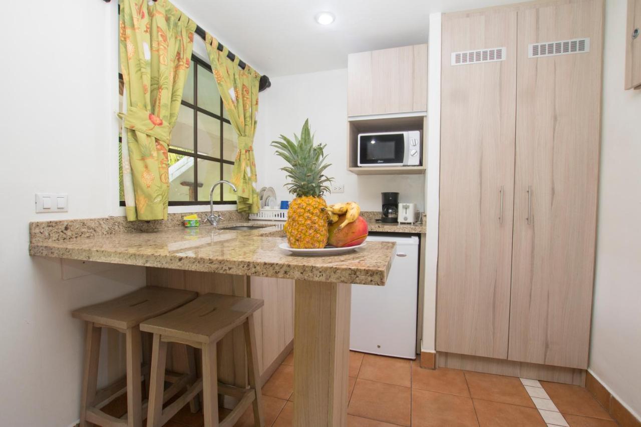 Oceanfront Hotel Verde Mar Direct Access To The Beach 마누엘안토니오 외부 사진